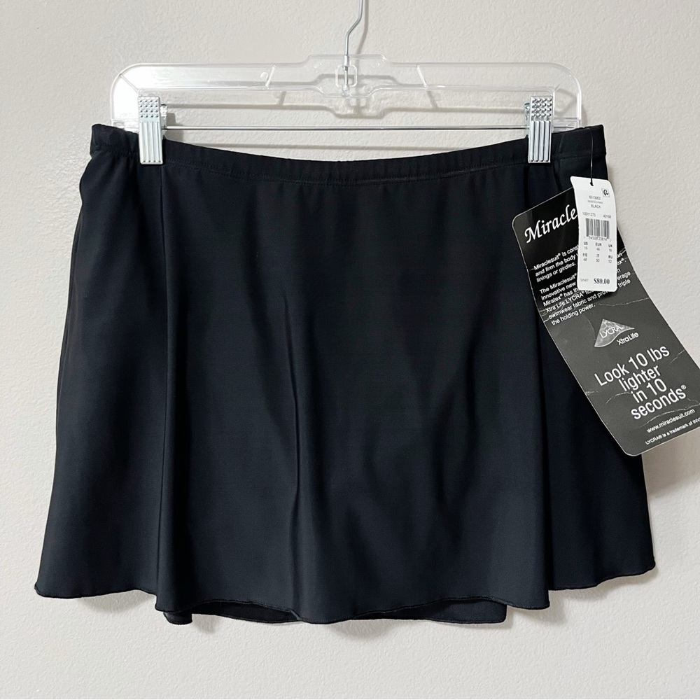 Miraclesuit NWT Skirted Swim Bottom Black Size US 16 Slimming Beach Travel